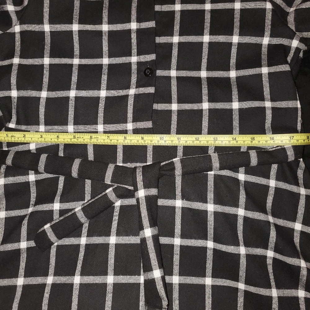 Dress - Picture 5 of 7